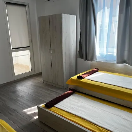 Romance * Pomorie